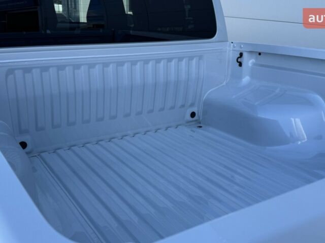 Мицубиси Л 200, объемом двигателя 2.44 л и пробегом 0 тыс. км за 53413 $, фото 8 на Automoto.ua