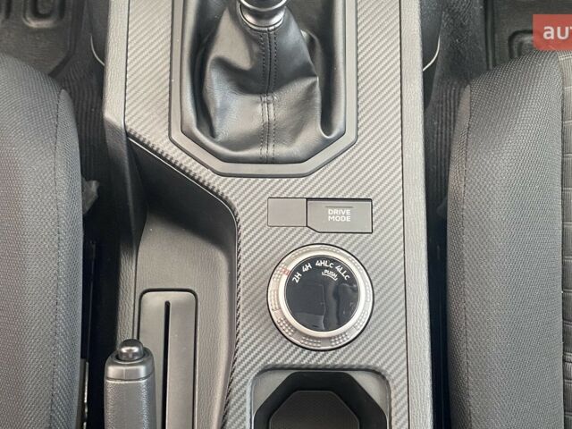 Мицубиси Л 200, объемом двигателя 2.44 л и пробегом 0 тыс. км за 43245 $, фото 22 на Automoto.ua