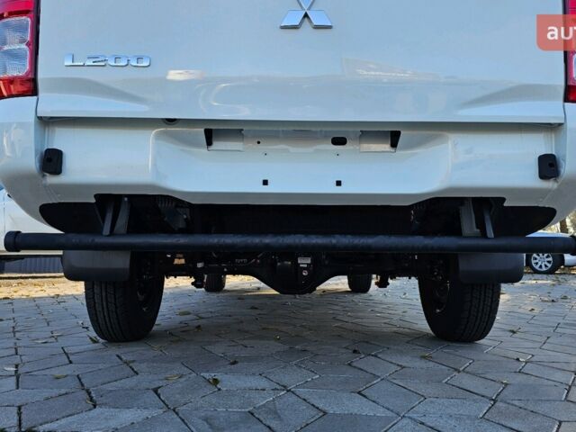 Мицубиси Л 200, объемом двигателя 2.44 л и пробегом 0 тыс. км за 43287 $, фото 6 на Automoto.ua