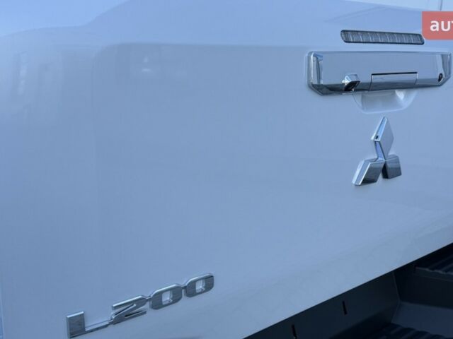 Мицубиси Л 200, объемом двигателя 2.44 л и пробегом 0 тыс. км за 53413 $, фото 10 на Automoto.ua