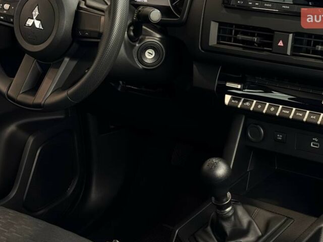 купить новое авто Мицубиси Л 200 2025 года от официального дилера Mitsubishi Арма Моторс Мицубиси фото