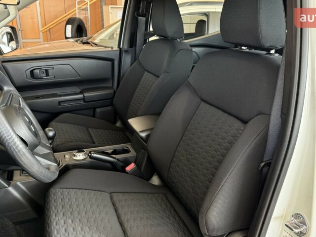 Мицубиси Л 200, объемом двигателя 2.44 л и пробегом 0 тыс. км за 44163 $, фото 15 на Automoto.ua