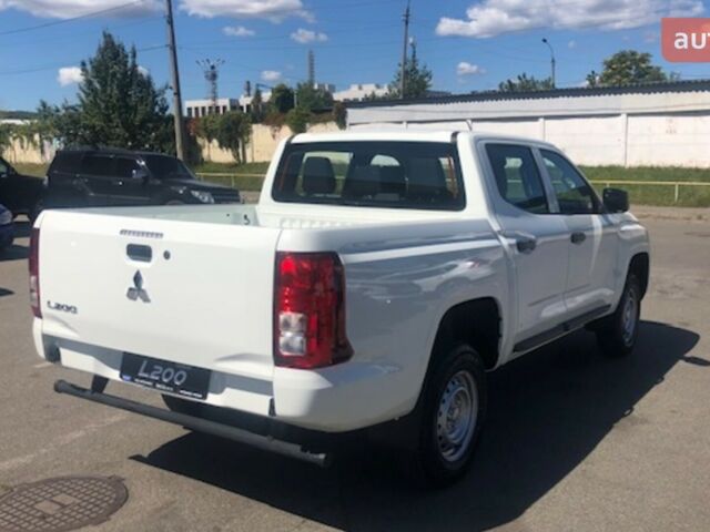 Мицубиси Л 200, объемом двигателя 2.44 л и пробегом 0 тыс. км за 44227 $, фото 6 на Automoto.ua