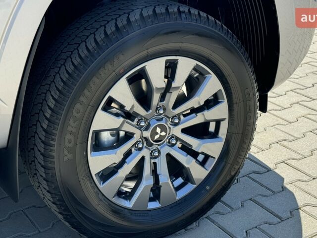 купити нове авто Міцубісі Л 200 2025 року від офіційного дилера Mitsubishi Motors Чернівці Міцубісі фото