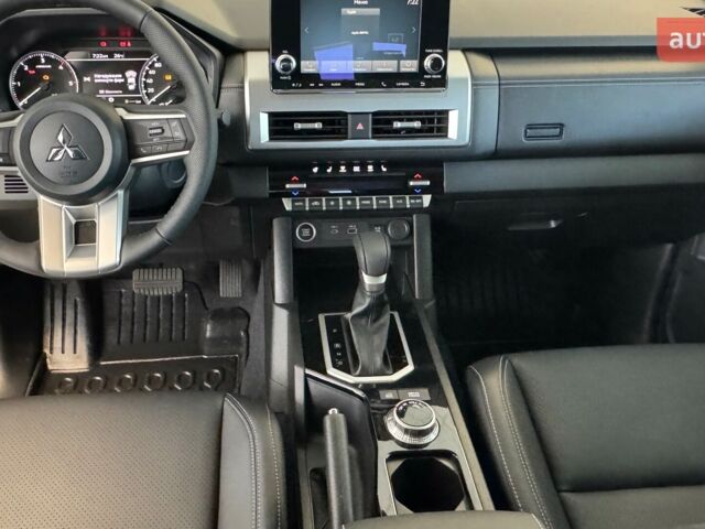 купить новое авто Мицубиси Л 200 2025 года от официального дилера Автоцентр AUTO.RIA Мицубиси фото