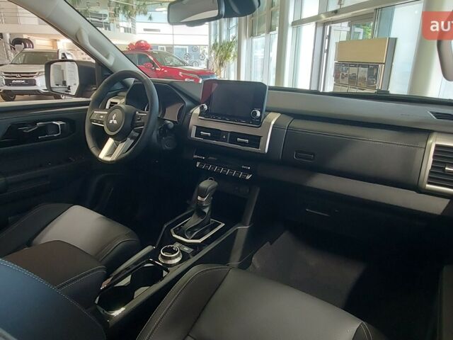 Мицубиси Л 200 2025 в Днепре (Днепропетровске) на Automoto.ua Мицубиси Л 200, объемом двигателя 2.44 л и пробегом 0 тыс. км за 52358 $, фото 14 на Automoto.ua