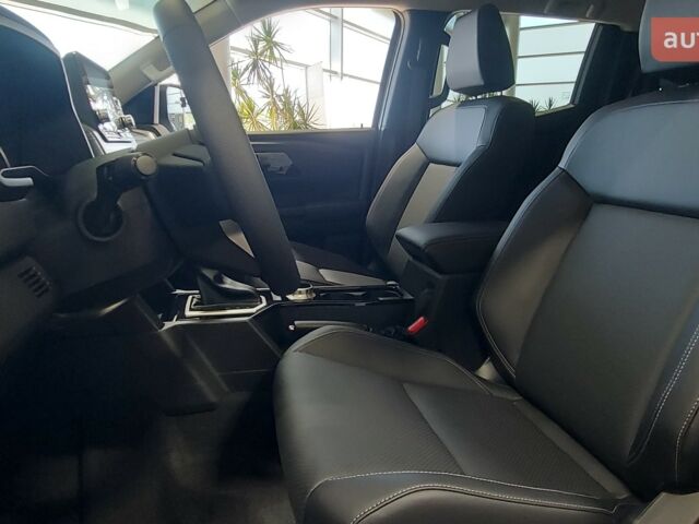 Мицубиси Л 200 2025 в Днепре (Днепропетровске) на Automoto.ua Мицубиси Л 200, объемом двигателя 2.44 л и пробегом 0 тыс. км за 52358 $, фото 9 на Automoto.ua