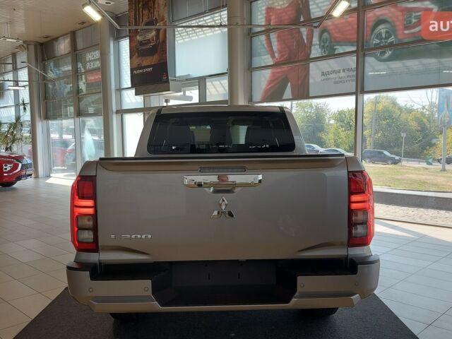 Мицубиси Л 200 2025 в Днепре (Днепропетровске) на Automoto.ua Мицубиси Л 200, объемом двигателя 2.44 л и пробегом 0 тыс. км за 52358 $, фото 4 на Automoto.ua