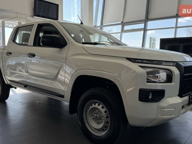 Мицубиси Л 200, объемом двигателя 2.44 л и пробегом 0 тыс. км за 44163 $, фото 4 на Automoto.ua