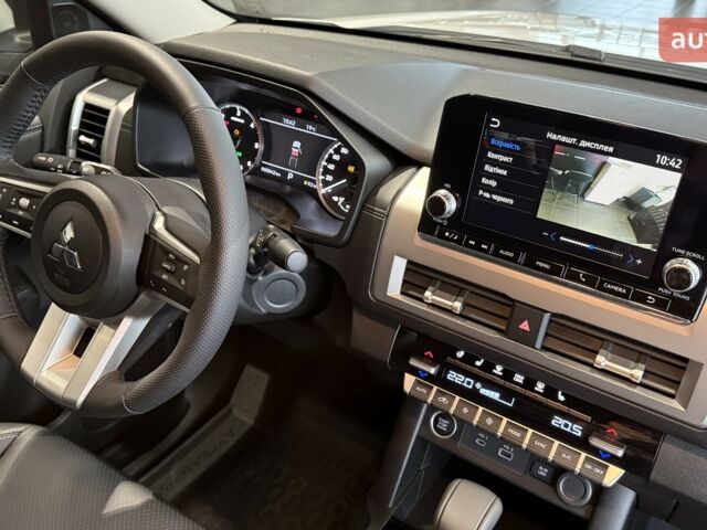 купить новое авто Мицубиси Л 200 2025 года от официального дилера Автоцентр AUTO.RIA Мицубиси фото