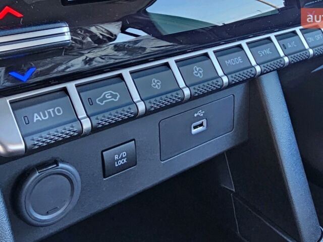 Мицубиси Л 200, объемом двигателя 2.44 л и пробегом 0 тыс. км за 43287 $, фото 19 на Automoto.ua