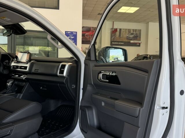 купить новое авто Мицубиси Л 200 2025 года от официального дилера Автоцентр AUTO.RIA Мицубиси фото