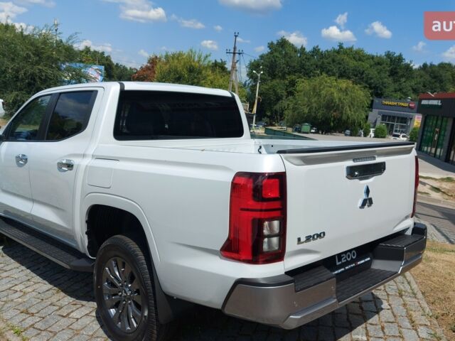 Мицубиси Л 200 2025 в Днепре (Днепропетровске) на Automoto.ua Мицубиси Л 200, объемом двигателя 2.44 л и пробегом 0 тыс. км за 52358 $, фото 1 на Automoto.ua