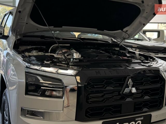 купить новое авто Мицубиси Л 200 2025 года от официального дилера Автоцентр AUTO.RIA Мицубиси фото