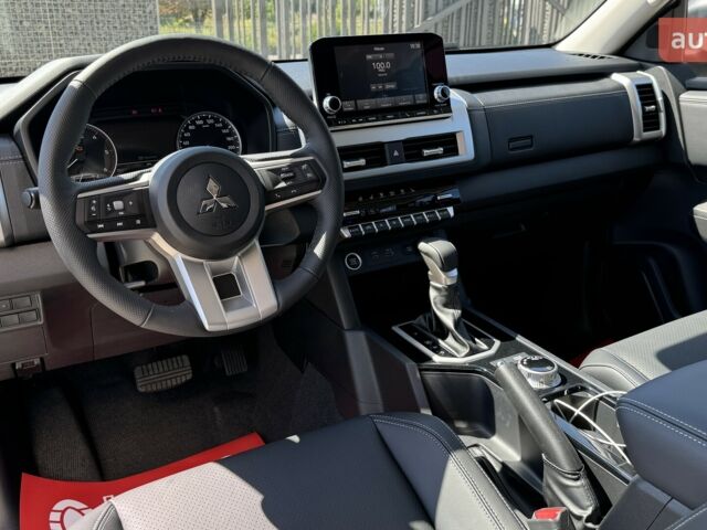 купити нове авто Міцубісі Л 200 2025 року від офіційного дилера Mitsubishi Motors Чернівці Міцубісі фото