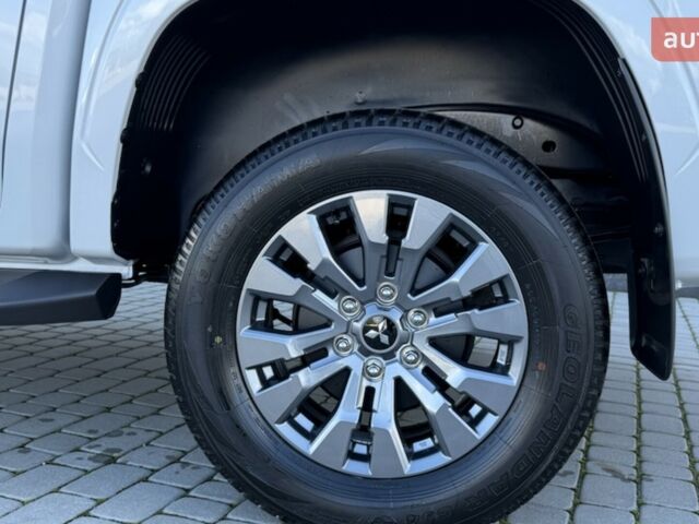 Мицубиси Л 200, объемом двигателя 2.44 л и пробегом 0 тыс. км за 53413 $, фото 11 на Automoto.ua