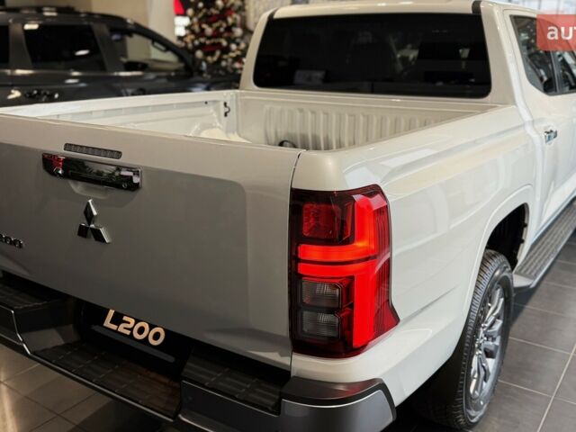 купить новое авто Мицубиси Л 200 2025 года от официального дилера Автоцентр AUTO.RIA Мицубиси фото
