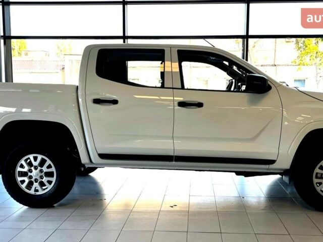 Мицубиси Л 200, объемом двигателя 2.44 л и пробегом 0 тыс. км за 43245 $, фото 4 на Automoto.ua