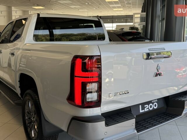 купить новое авто Мицубиси Л 200 2025 года от официального дилера Автоцентр AUTO.RIA Мицубиси фото