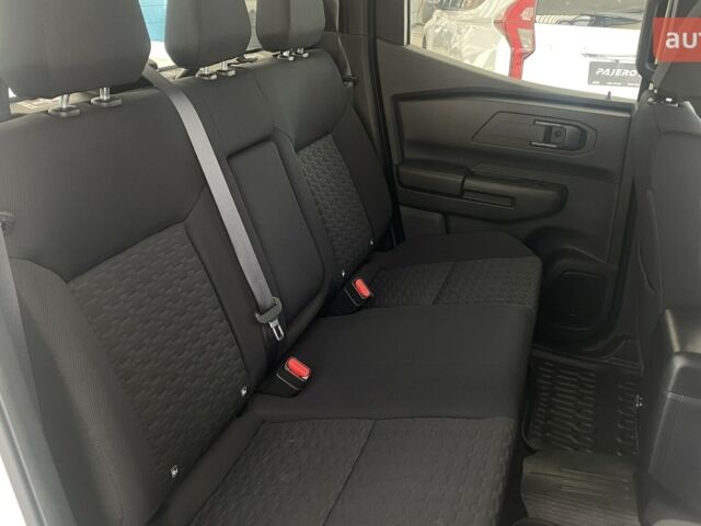 Мицубиси Л 200, объемом двигателя 2.44 л и пробегом 0 тыс. км за 43245 $, фото 25 на Automoto.ua