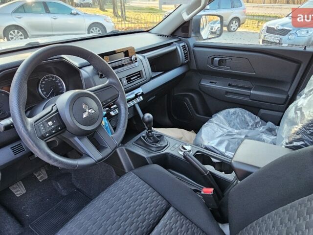 Мицубиси Л 200, объемом двигателя 2.44 л и пробегом 0 тыс. км за 43287 $, фото 9 на Automoto.ua