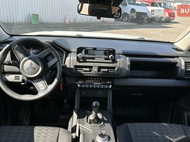 Міцубісі Л 200 2025 у Львові на Automoto.ua Міцубісі Л 200, об'ємом двигуна 2.44 л та пробігом 0 тис. км за 43647 $, фото 14 на Automoto.ua