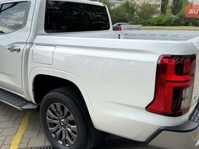 купить новое авто Мицубиси Л 200 2025 года от официального дилера Автомир Мицубиси фото