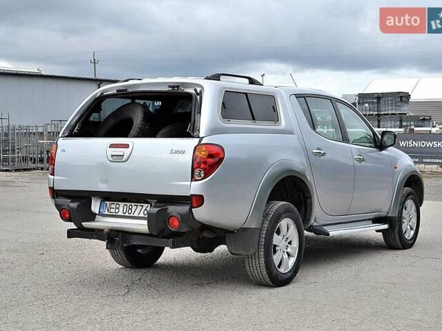 Мицубиси Л 200 1992 в Харькове на Automoto.ua Серый Мицубиси Л 200, объемом двигателя 2.5 л и пробегом 302 тыс. км за 2900 $, фото 1 на Automoto.ua