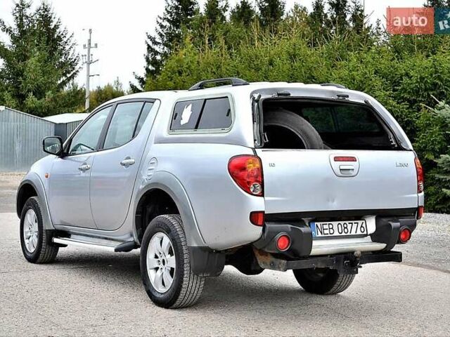 Мицубиси Л 200 1992 в Харькове на Automoto.ua Серый Мицубиси Л 200, объемом двигателя 2.5 л и пробегом 302 тыс. км за 2900 $, фото 7 на Automoto.ua