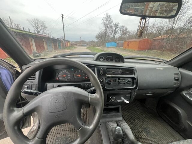 Сірий Міцубісі Л 200, об'ємом двигуна 2.5 л та пробігом 199 тис. км за 2500 $, фото 5 на Automoto.ua