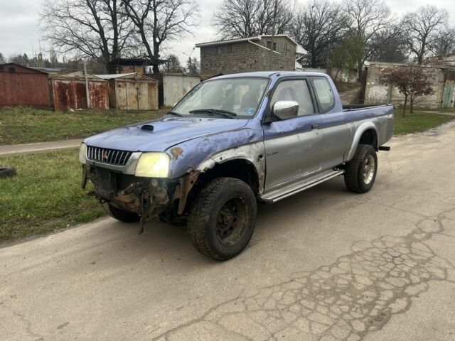 Сірий Міцубісі Л 200, об'ємом двигуна 2.5 л та пробігом 199 тис. км за 2500 $, фото 4 на Automoto.ua