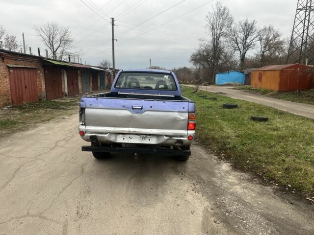 Сірий Міцубісі Л 200, об'ємом двигуна 2.5 л та пробігом 199 тис. км за 2500 $, фото 2 на Automoto.ua