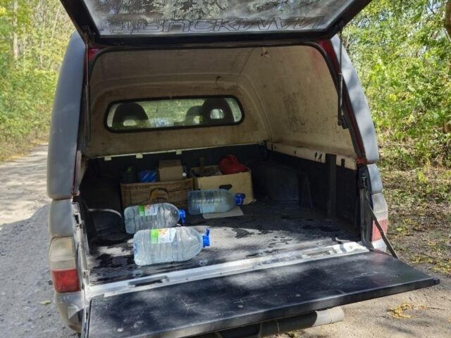 Серый Мицубиси Л 200, объемом двигателя 0 л и пробегом 277 тыс. км за 5339 $, фото 1 на Automoto.ua