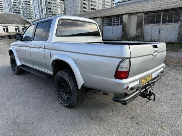 Сірий Міцубісі Л 200, об'ємом двигуна 2.5 л та пробігом 220 тис. км за 4300 $, фото 2 на Automoto.ua