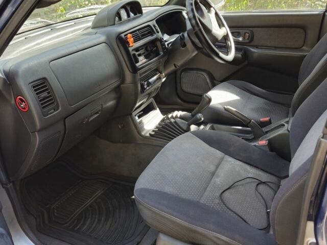 Серый Мицубиси Л 200, объемом двигателя 0 л и пробегом 277 тыс. км за 5339 $, фото 8 на Automoto.ua