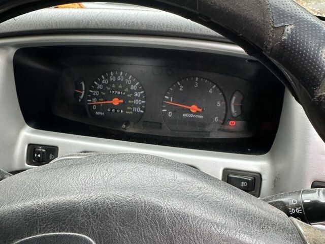 Сірий Міцубісі Л 200, об'ємом двигуна 2.5 л та пробігом 200 тис. км за 3650 $, фото 7 на Automoto.ua