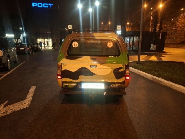 Сірий Міцубісі Л 200, об'ємом двигуна 1.4 л та пробігом 18 тис. км за 7500 $, фото 3 на Automoto.ua