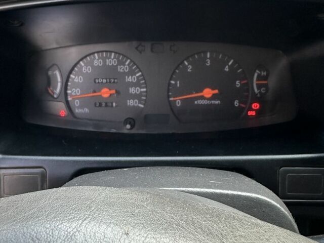 Серый Мицубиси Л 200, объемом двигателя 2.2 л и пробегом 200 тыс. км за 3550 $, фото 6 на Automoto.ua