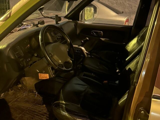 Сірий Міцубісі Л 200, об'ємом двигуна 1.4 л та пробігом 18 тис. км за 7500 $, фото 7 на Automoto.ua