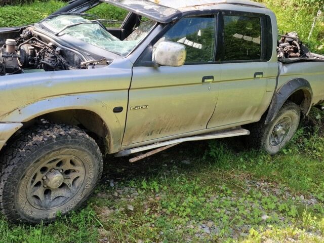 Сірий Міцубісі Л 200, об'ємом двигуна 0 л та пробігом 150 тис. км за 1747 $, фото 1 на Automoto.ua