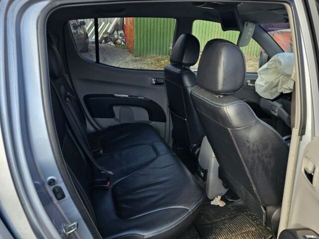 Сірий Міцубісі Л 200, об'ємом двигуна 0 л та пробігом 200 тис. км за 5000 $, фото 7 на Automoto.ua