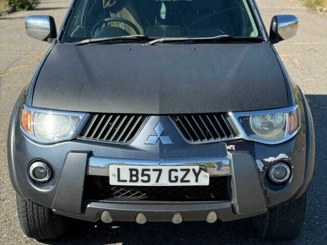 Сірий Міцубісі Л 200, об'ємом двигуна 2.5 л та пробігом 282 тис. км за 6300 $, фото 8 на Automoto.ua