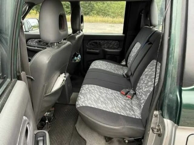 Сірий Міцубісі Л 200, об'ємом двигуна 2.5 л та пробігом 279 тис. км за 2650 $, фото 7 на Automoto.ua