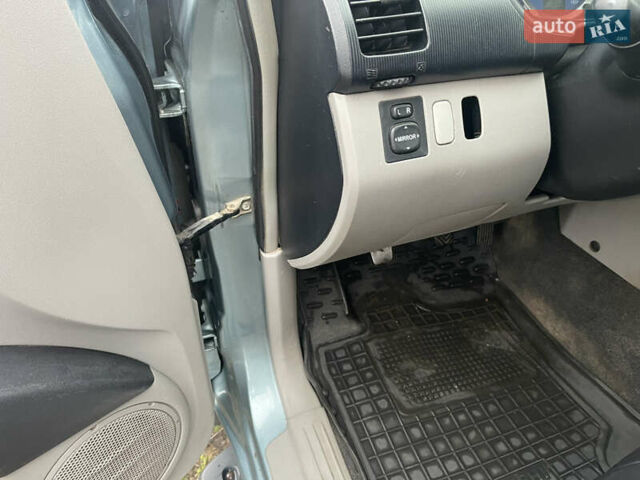 Серый Мицубиси Л 200, объемом двигателя 2.5 л и пробегом 292 тыс. км за 9500 $, фото 9 на Automoto.ua