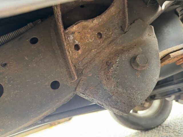 Серый Мицубиси Л 200, объемом двигателя 0 л и пробегом 140 тыс. км за 6500 $, фото 5 на Automoto.ua