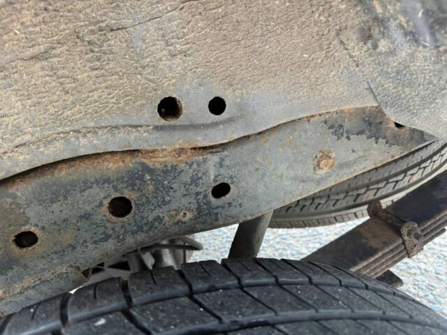 Серый Мицубиси Л 200, объемом двигателя 0 л и пробегом 140 тыс. км за 6500 $, фото 6 на Automoto.ua