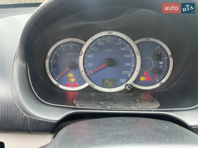 Серый Мицубиси Л 200, объемом двигателя 2.5 л и пробегом 292 тыс. км за 9500 $, фото 5 на Automoto.ua