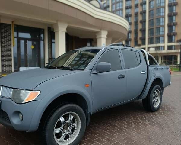 Сірий Міцубісі Л 200, об'ємом двигуна 2.48 л та пробігом 295 тис. км за 10999 $, фото 25 на Automoto.ua