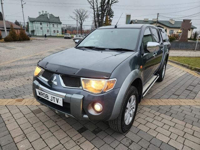Сірий Міцубісі Л 200, об'ємом двигуна 2.5 л та пробігом 141 тис. км за 8153 $, фото 5 на Automoto.ua