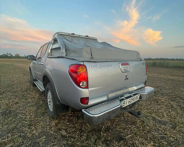 Міцубісі Л 200 2008 у Глобино на Automoto.ua Сірий Міцубісі Л 200, об'ємом двигуна 2.48 л та пробігом 113 тис. км за 15000 $, фото 6 на Automoto.ua